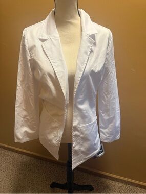 ADAR White Women's lab consultation coat classic fit healthcare NWT sz S